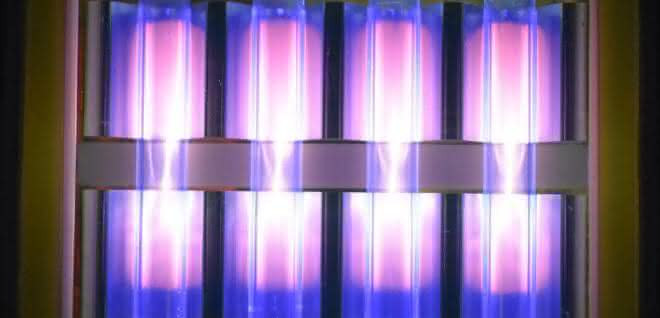 Far-UVC-Strahlungsquelle (Kryptonchlorid-Lampe) Far-UVC-Strahlungsquelle (Kryptonchlorid-Lampe)