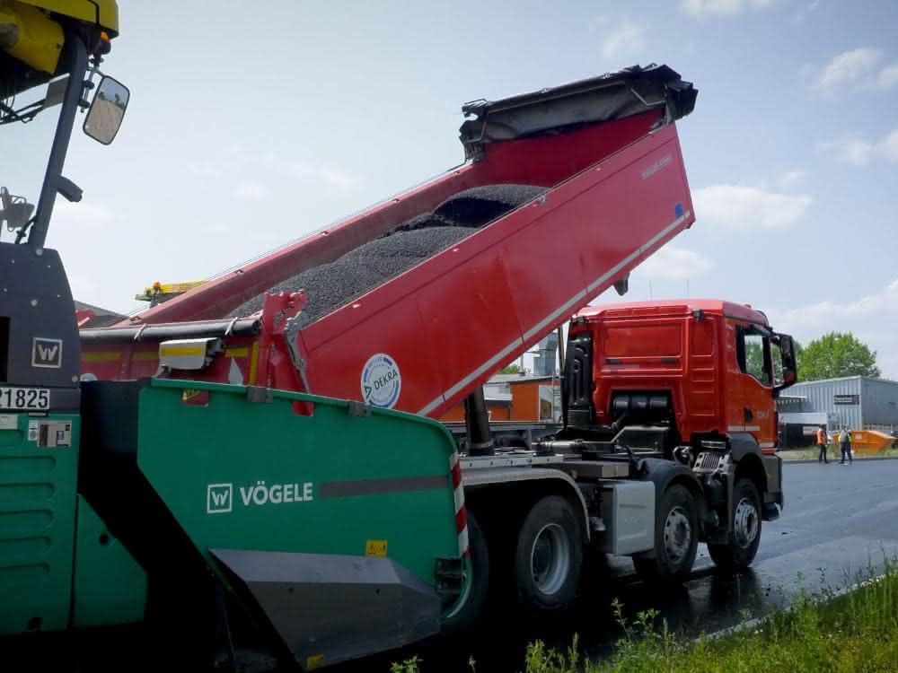Kipper: Storz setzt bei thermoisolierten Fahrzeugen auf Meiller