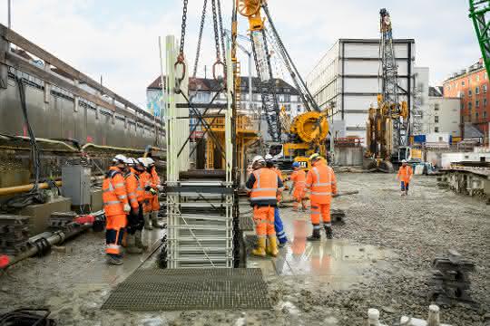 Glasfaserbewehrung unter dem Münchner Hauptbahnhof Glasfaserbewehrung unter dem Münchner Hauptbahnhof