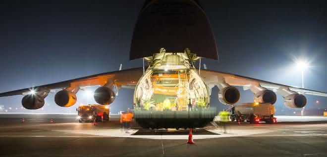 Air freight: Gebrüder Weiss charters the world's largest cargo plane