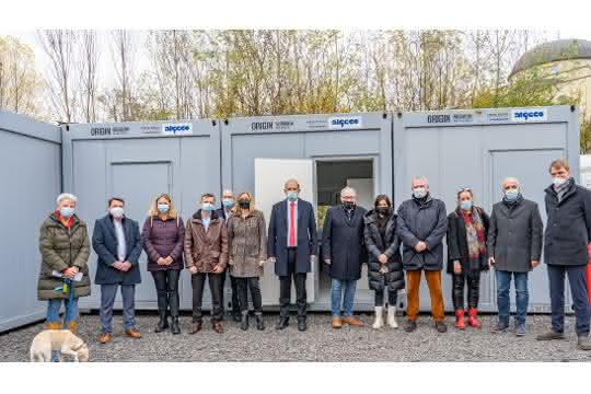 Algeco spendet der Stadt Kehl fünf Container für die Winterzeit Algeco spendet der Stadt Kehl fünf Container für die Winterzeit