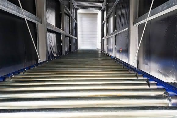 Gebäudeübergreifend: Über die Brücke gefördert
