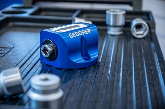 Test equipment: Check the torque wrench yourself