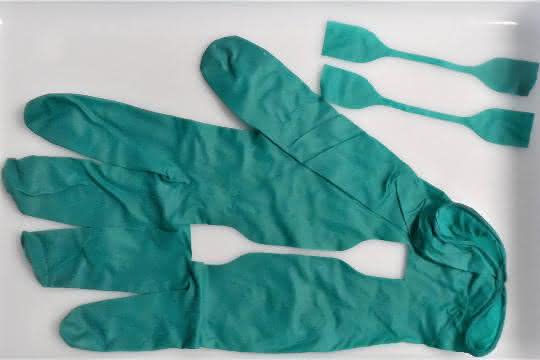 Handschuhmaterialproben für Reißtest