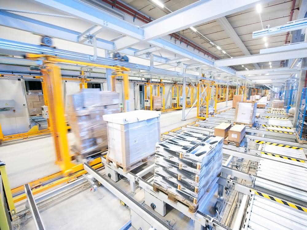 Dematic expands Blum logistics center