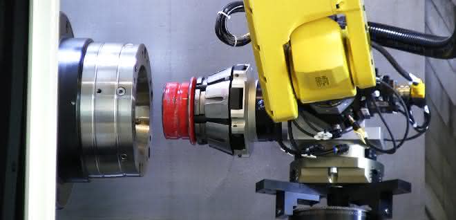 Changing the clamping head