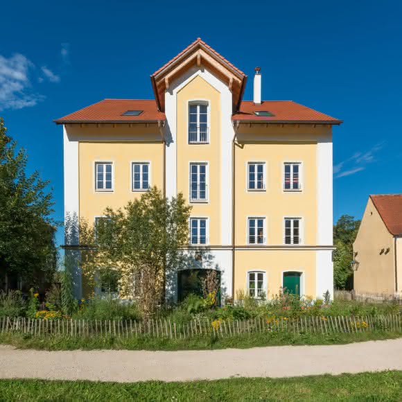 Baustoffe: Wärmedämmung mit Perlit-Gestein