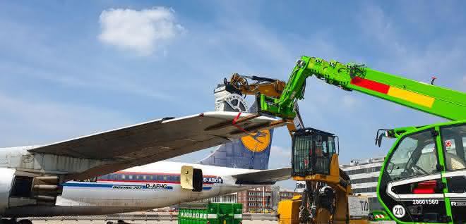 Abbruchwerkzeuge: Boeing mit Kemroc-Diamantsäge zerlegt