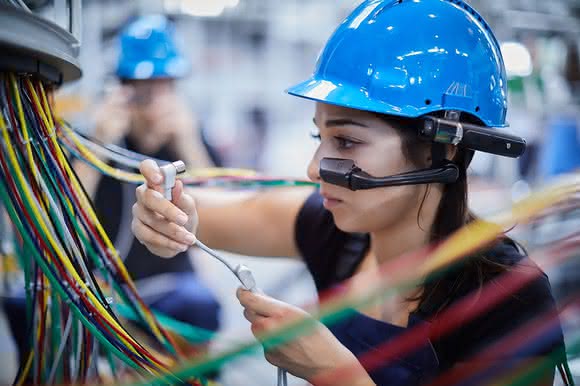 Remote maintenance: Industry 4.0 in practice