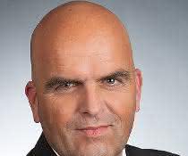 Interview: Neun Fragen an...Wolfgang Schmid Interview: Neun Fragen an...Wolfgang Schmid