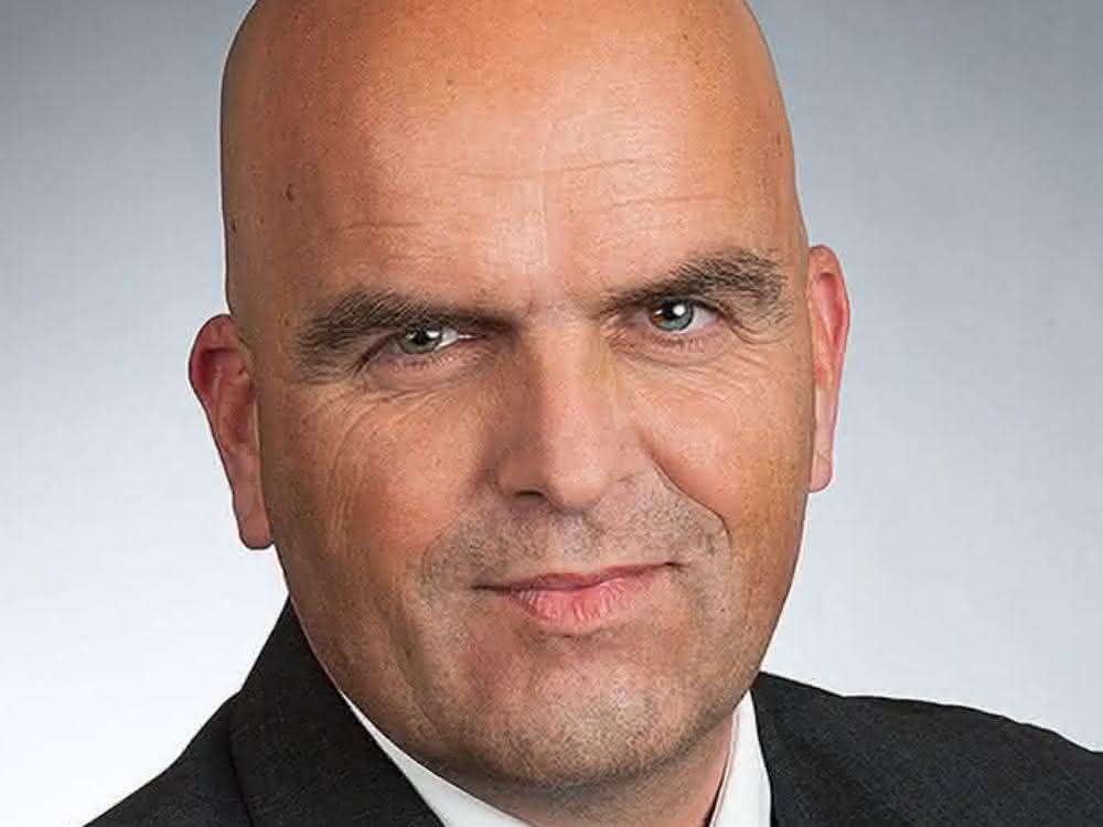 Interview: Neun Fragen an...Wolfgang Schmid