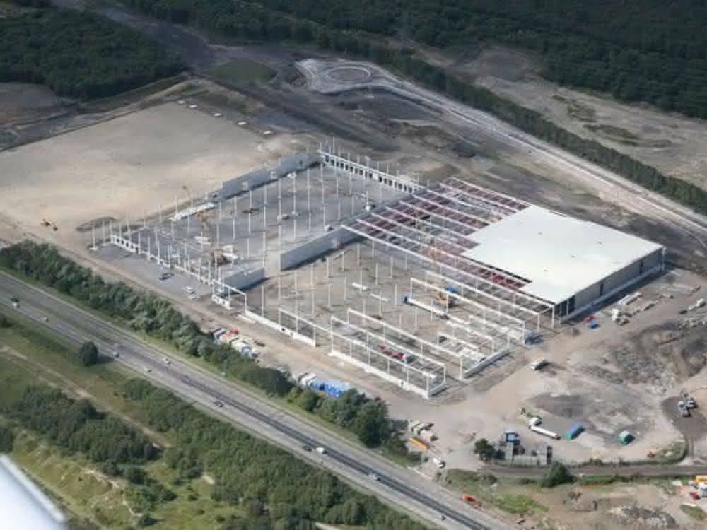 Auf der Fachtagung „Tragwerke aus Betonfertigteilen – konstruktiv und kreativ“ erläutern Experten, wie sich mit Hilfe des Planungsatlas Hochbau Wärmebrücken in Fertigteilfassaden berechnen lassen.