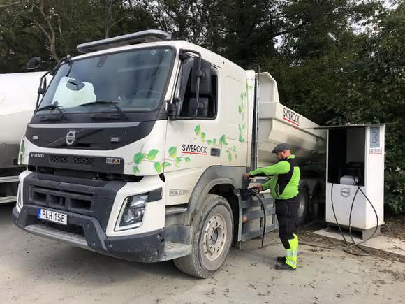 Bau-Lkw: Elektrisch in die Grube: Neue E-Lkw fürs Gelände von Volvo Trucks