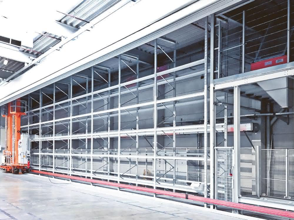 Pallet racking plus structural steel platform Pallet racking plus structural steel platform