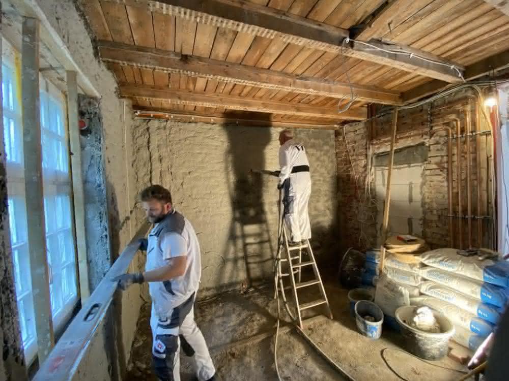 Nachhaltige Baustoffe: Klimaschutz mit Putzsystemen