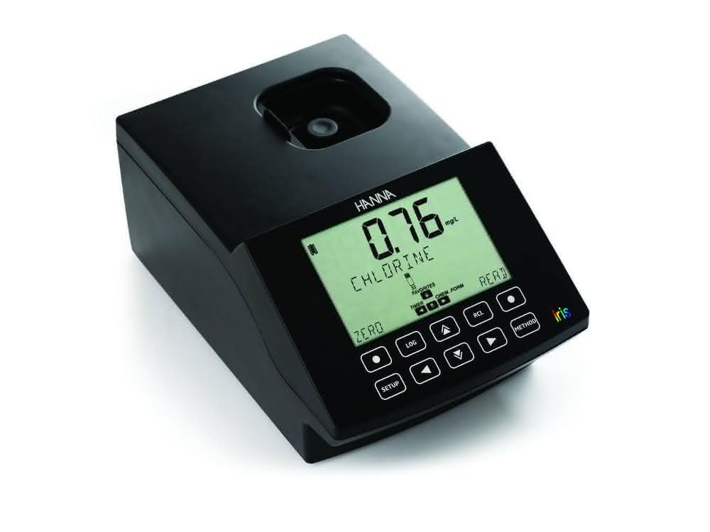 Spektralphotometer „iris HI801“