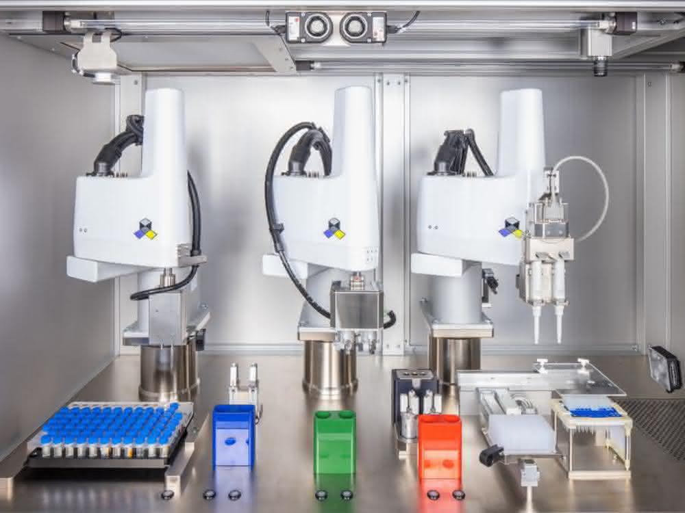 Pipettieranlage mit 2- bzw. 3-Fingergreifern für das Probenhandling