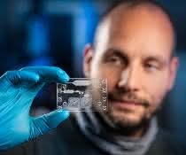 Forschung am Fraunhofer IWS: Lab-on-chip-Systeme: Vom Prototypen zur Serienfertigung Lab-on-chip-Systeme