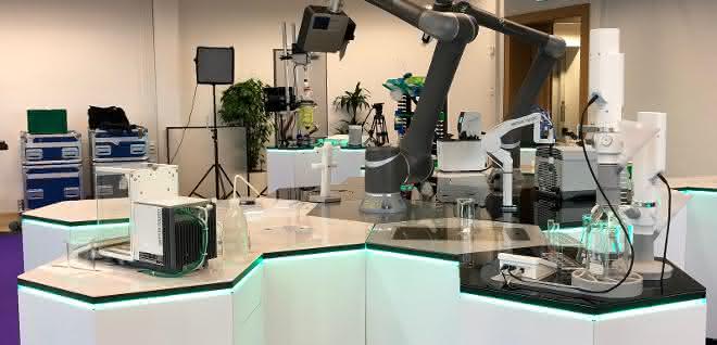 wabenförmige Module des Laborsystems "iHex"