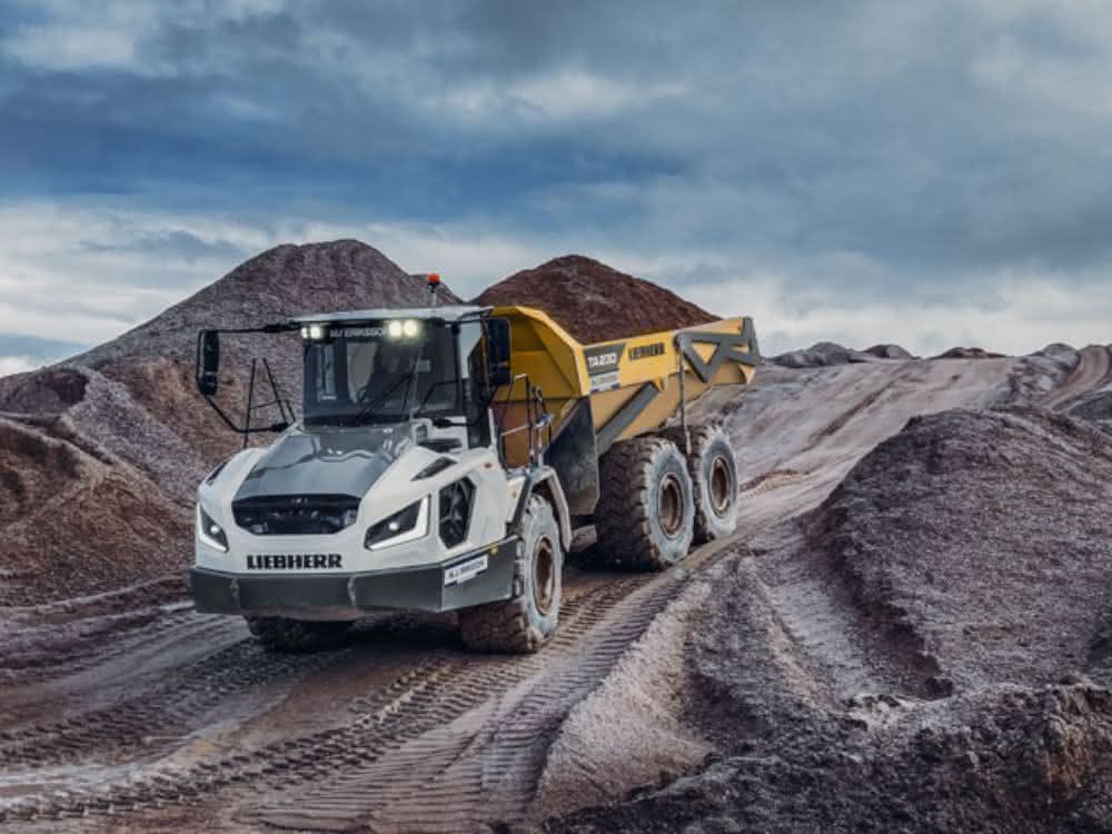 Muldenkipper: Dänisches Bauunternehmen M.J. Eriksson setzt auf Liebherr-Muldenkipper