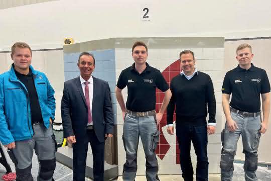Fliesen-Nationalmannschaft trainierte bei Ardex für Weltmeisterschaft 2022