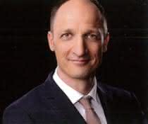 Dr. Thomas Doege