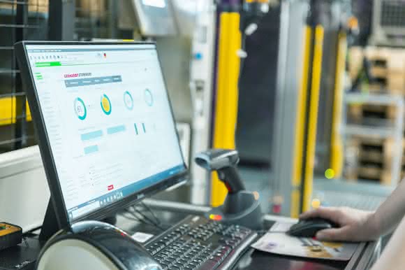Production logistics: High performance via digital twin