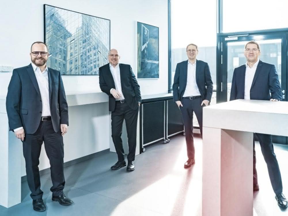 Gruppenbild der erweiterten Lauda-Geschäftsführung