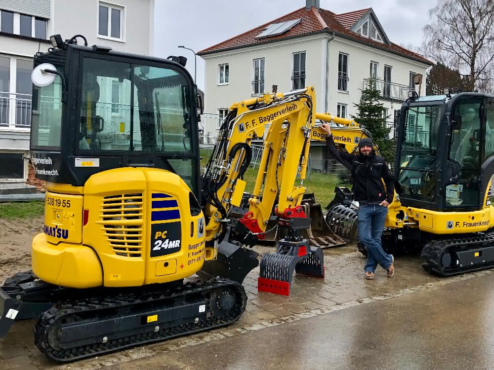 Neue Komatsu Minibagger von Kuhn bei Frauenknecht Mietpark