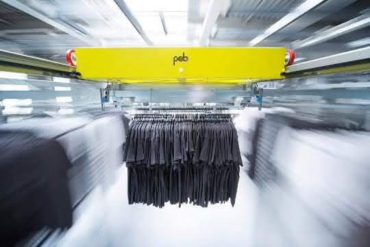 Premiere for hanging goods shuttle from PSB Intralogistics