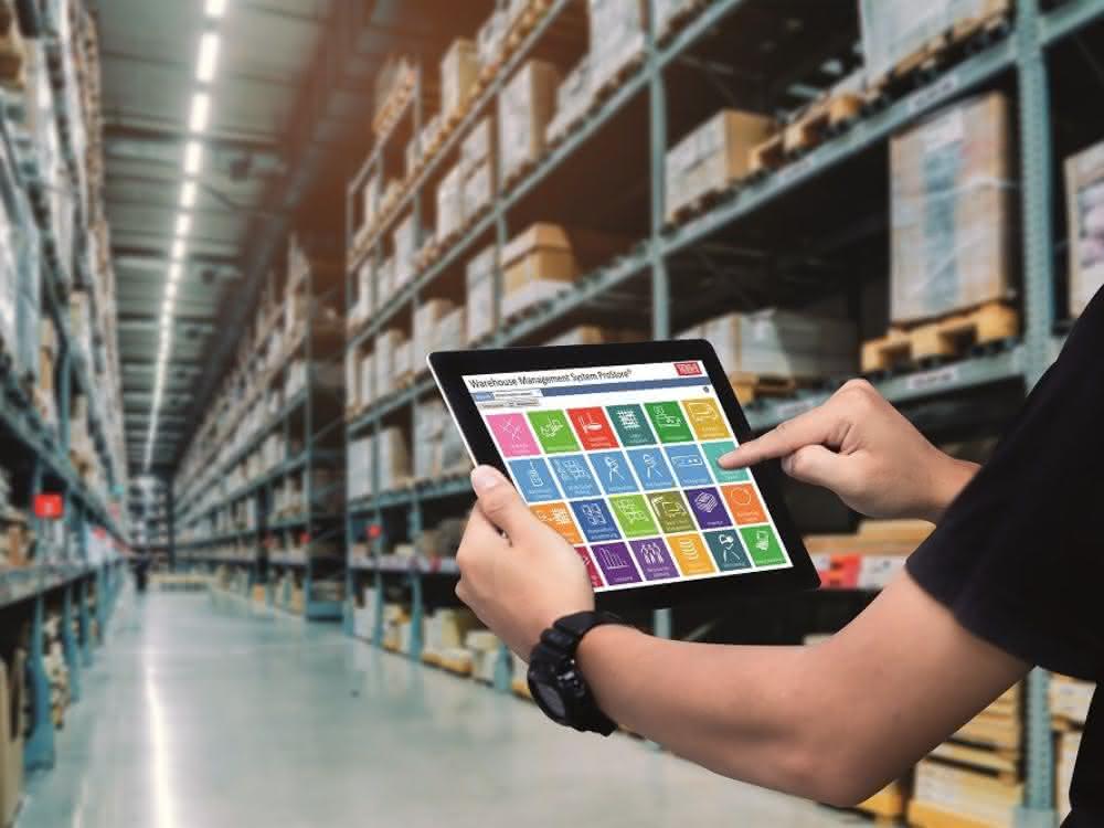 LogiMAT 2022: Digitalization in intralogistics with a team