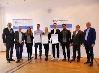 Fünfter Förderpreis erstmals dreifach verliehen: Dyckerhoff Förderpreis 2022 ging nach Darmstadt und Frankfurt Preisträger, Jury und Geschäftsbereichsleitung von Dyckerhoff