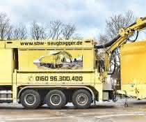 Tieflader mit Saugbagger kombiniert