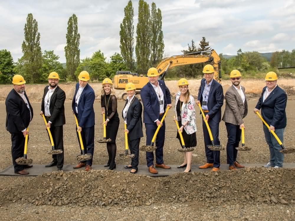 New location for reach truck production: Groundbreaking ceremony for new Jungheinrich plant