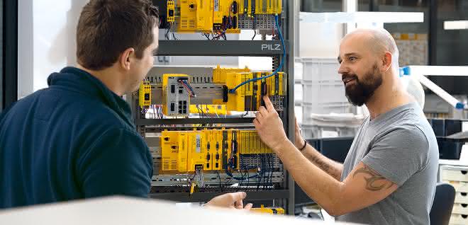 Pilz employees