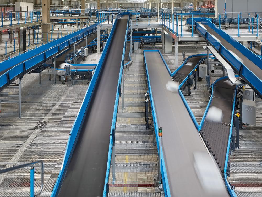 Display: New standards in energy-saving with Forbo Siegling's AMP MISER™ 2.0