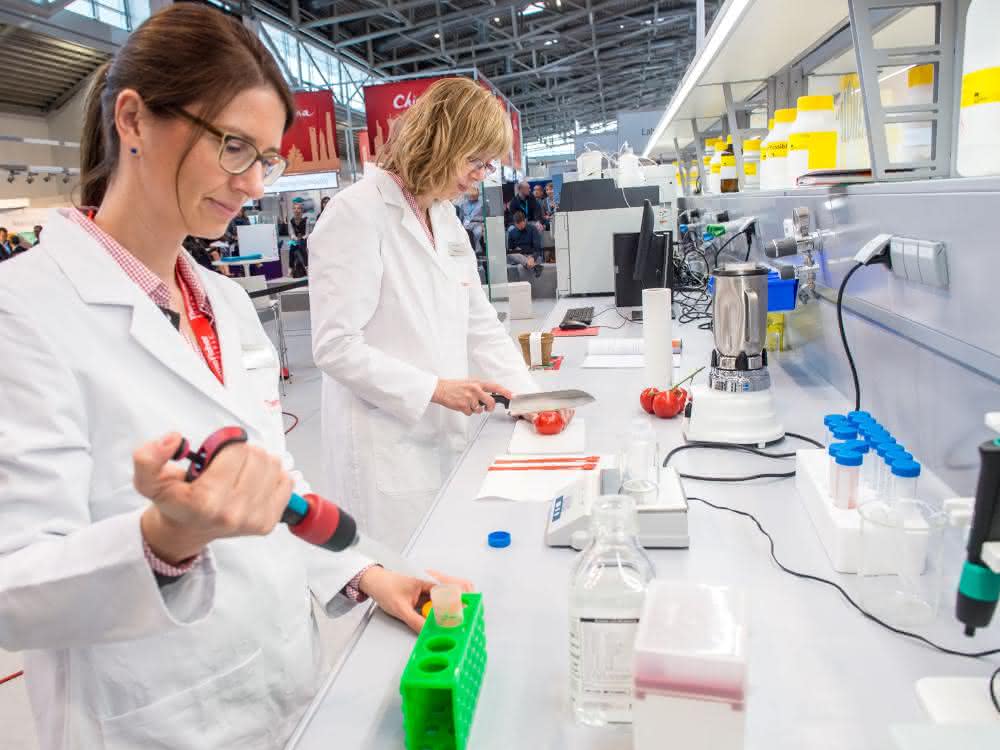 Umwelt- und Lebensmittelanalytik: Von Mikroplastik bis Fingerprinting Umwelt- und Lebensmittelanalytik: Von Mikroplastik bis Fingerprinting