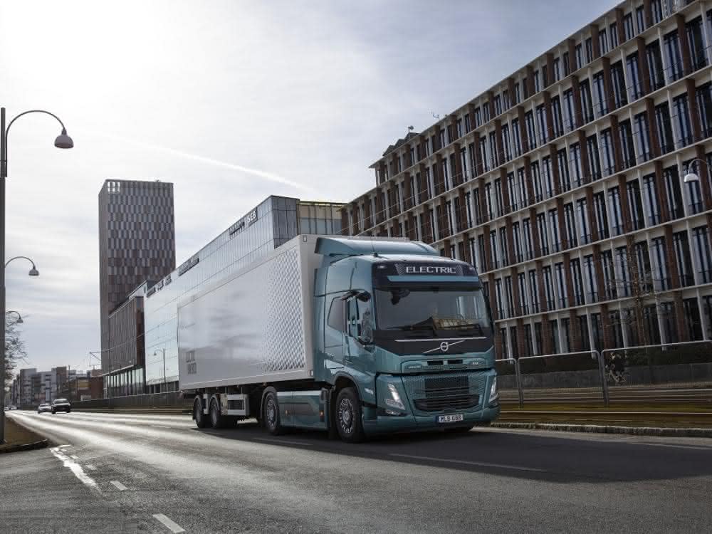 Geringere Klimabelastung: Volvo verwendet fossilfreien Stahl für Elektro-Lkw