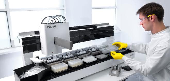 Für Molekül- und Zelllinienentwicklung: Systeme für die Life Sciences Mikrobioreaktorsystem in einem Labor