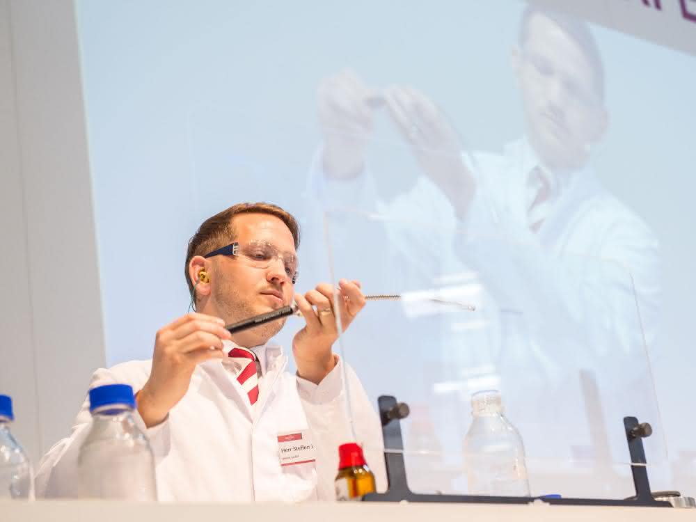 Inspirationen für das Labor von morgen: Rahmenprogramm auf der Analytica 2022