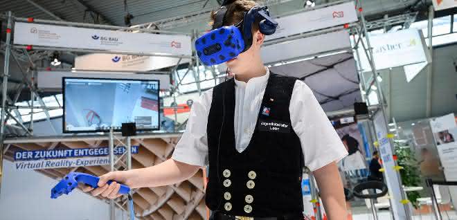 DACH+HOLZ International 2022: BG BAU zeigt praxisnahe Lösungen für sichere Bauarbeiten DACH+HOLZ International 2022: BG BAU zeigt praxisnahe Lösungen für sichere Bauarbeiten