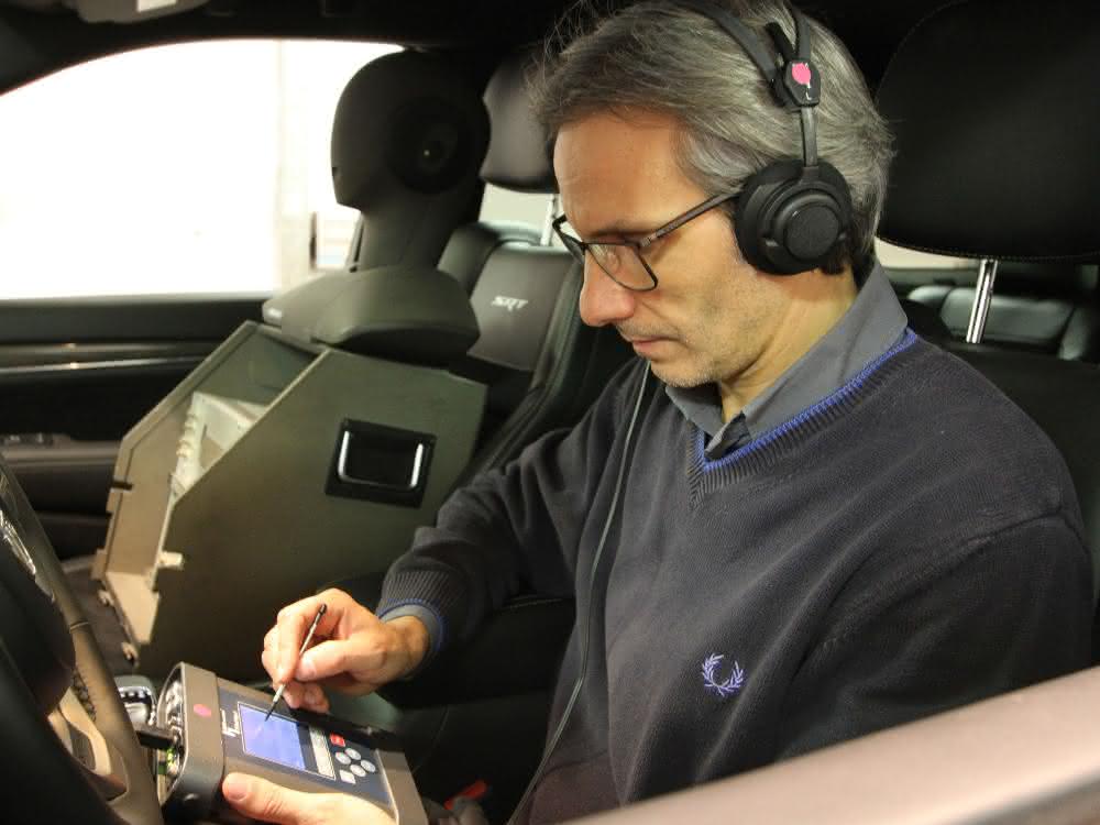 Interior noise measurement