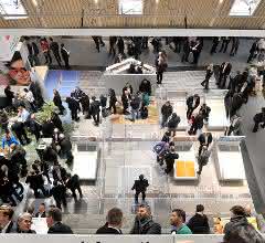Gerüste + Schalungen: Themenschwerpunkte IT und Baustoff Beton auf der BAU 2019 Die BAU 2019 wird so groß wie nie. Auf 200.000 Quadratmetern Hallenfläche präsentieren Aussteller Architektur, Materialien und Systeme für den Wirtschafts-, Wohnungs- und Innenausbau im Neubau und im Bestand.