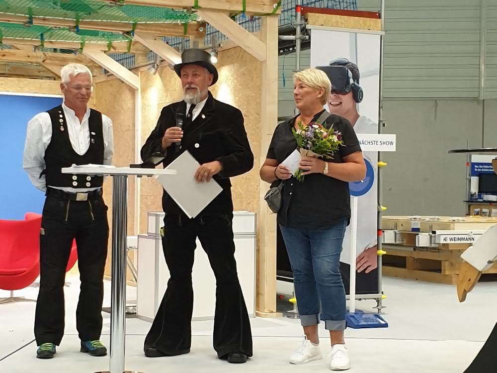 Michael Schönk mit Goldener Ehrennadel ausgezeichnet