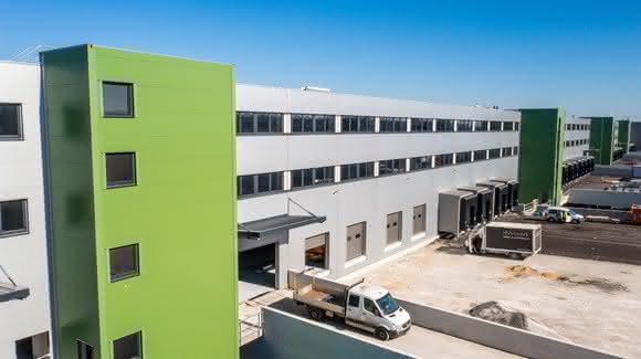 Doppelstöckige Logistik- und Gewerbeimmobilie: Airbus jetzt am Standort „Mach2“ Doppelstöckige Logistik- und Gewerbeimmobilie: Airbus jetzt am Standort „Mach2“