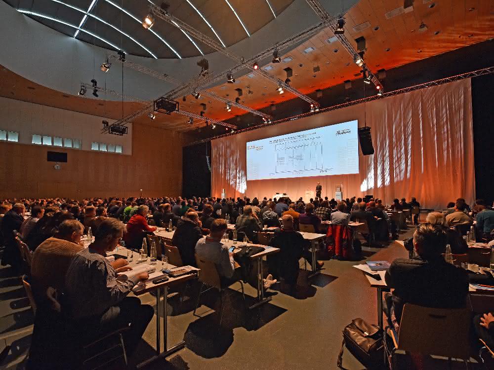 Mauerwerksbau: Mauerwerkskongresse in Ulm und München