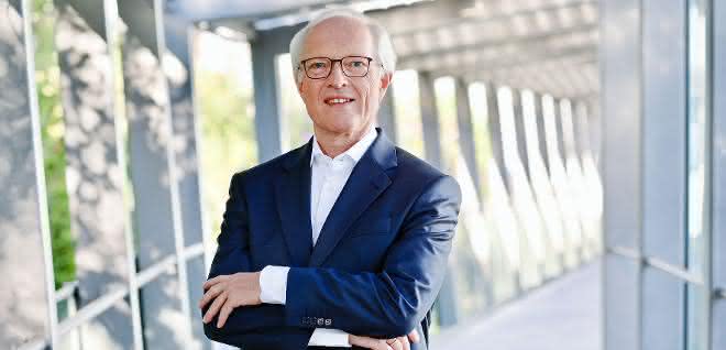 Dr. Kurt Schmalz