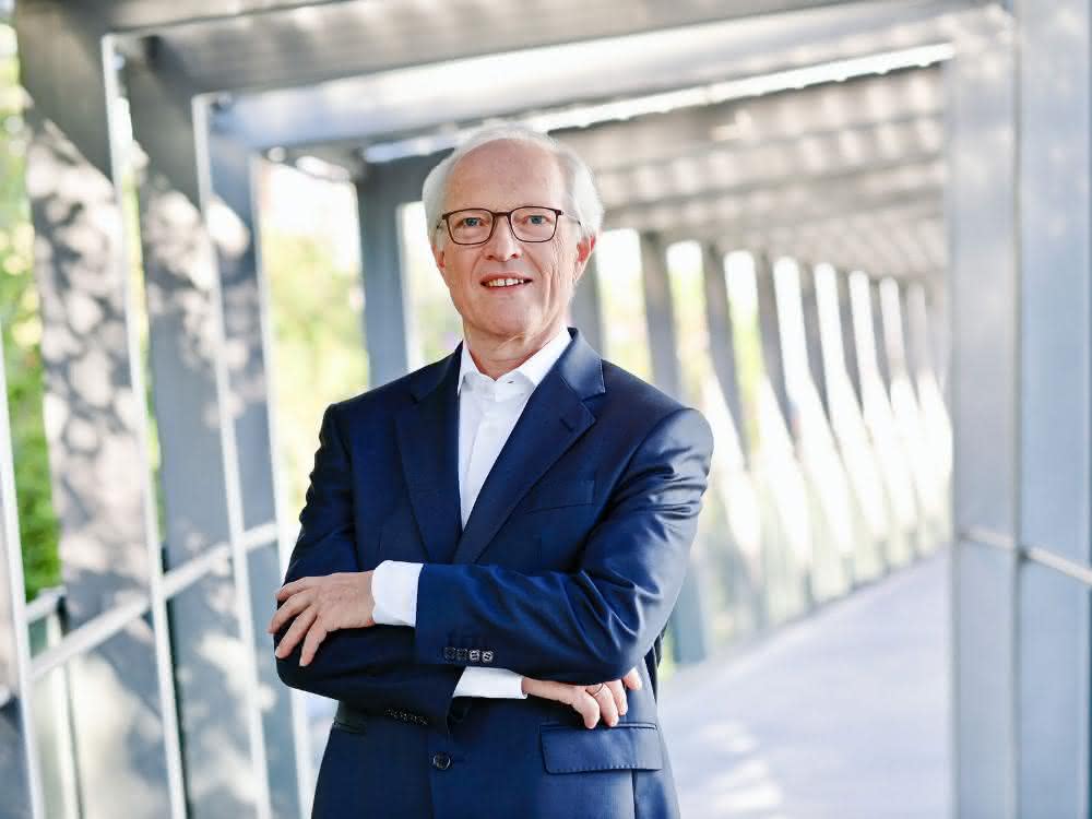 Dr. Kurt Schmalz