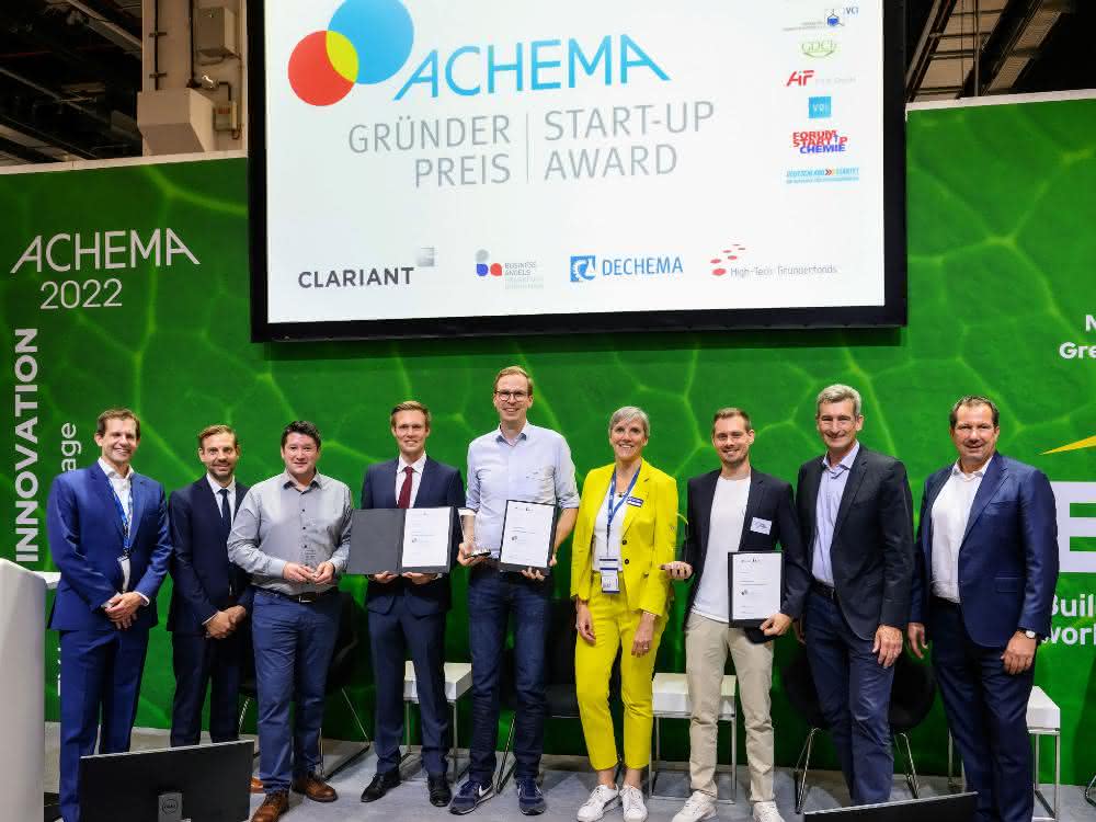 Bild von der Preisverleihung auf der Achema 2022
