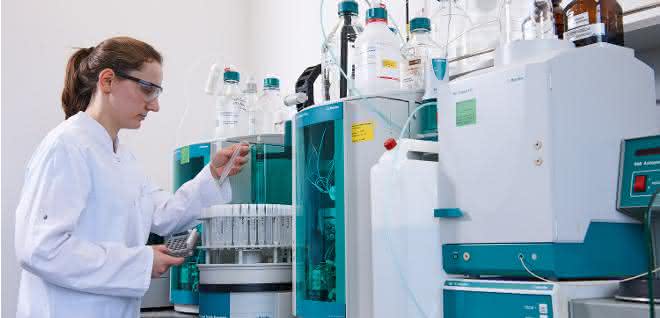 Digitalisierung im Auftragslabor managen: LIMS als zentraler Baustein